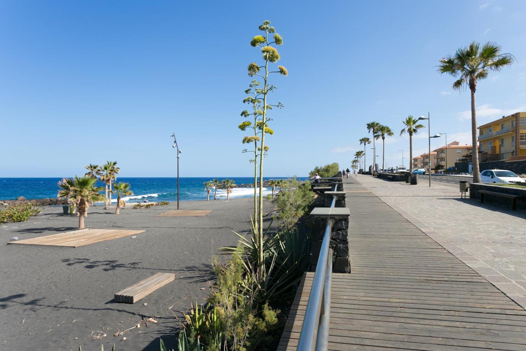 Home2Book Stunning Sea Front Caletillas, Pool カンデラリア エクステリア 写真
